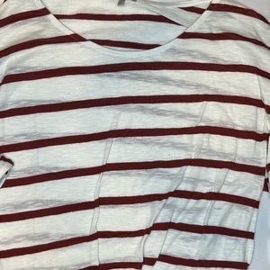 Stripped mid length sleeve shirt